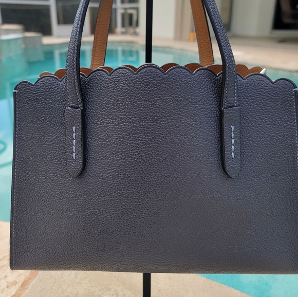 GUC Coach Charlie Carry All 28 In Midnight With Prarie Rivets(Interior Flaw) - Picture 3 of 16